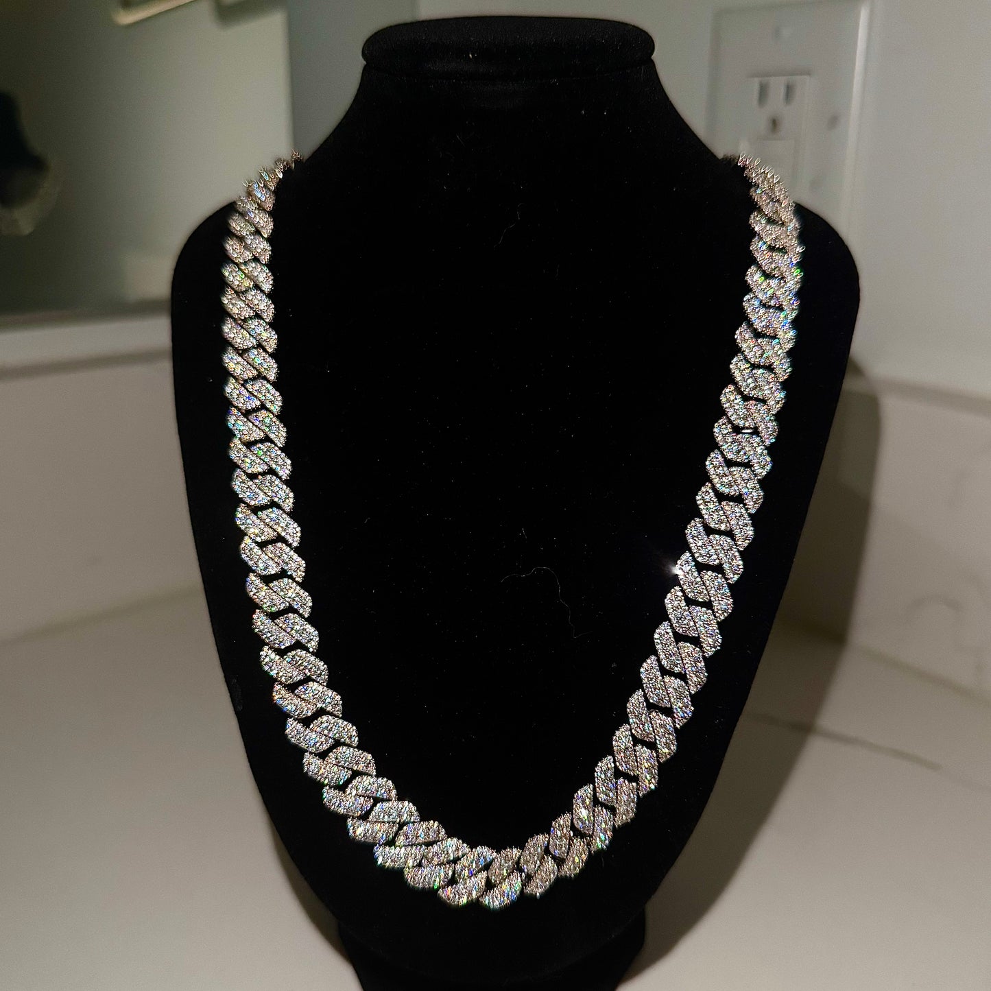 12mm Prong Set Cuban Chain - White Gold (3-Row Big Diamonds in Middle)